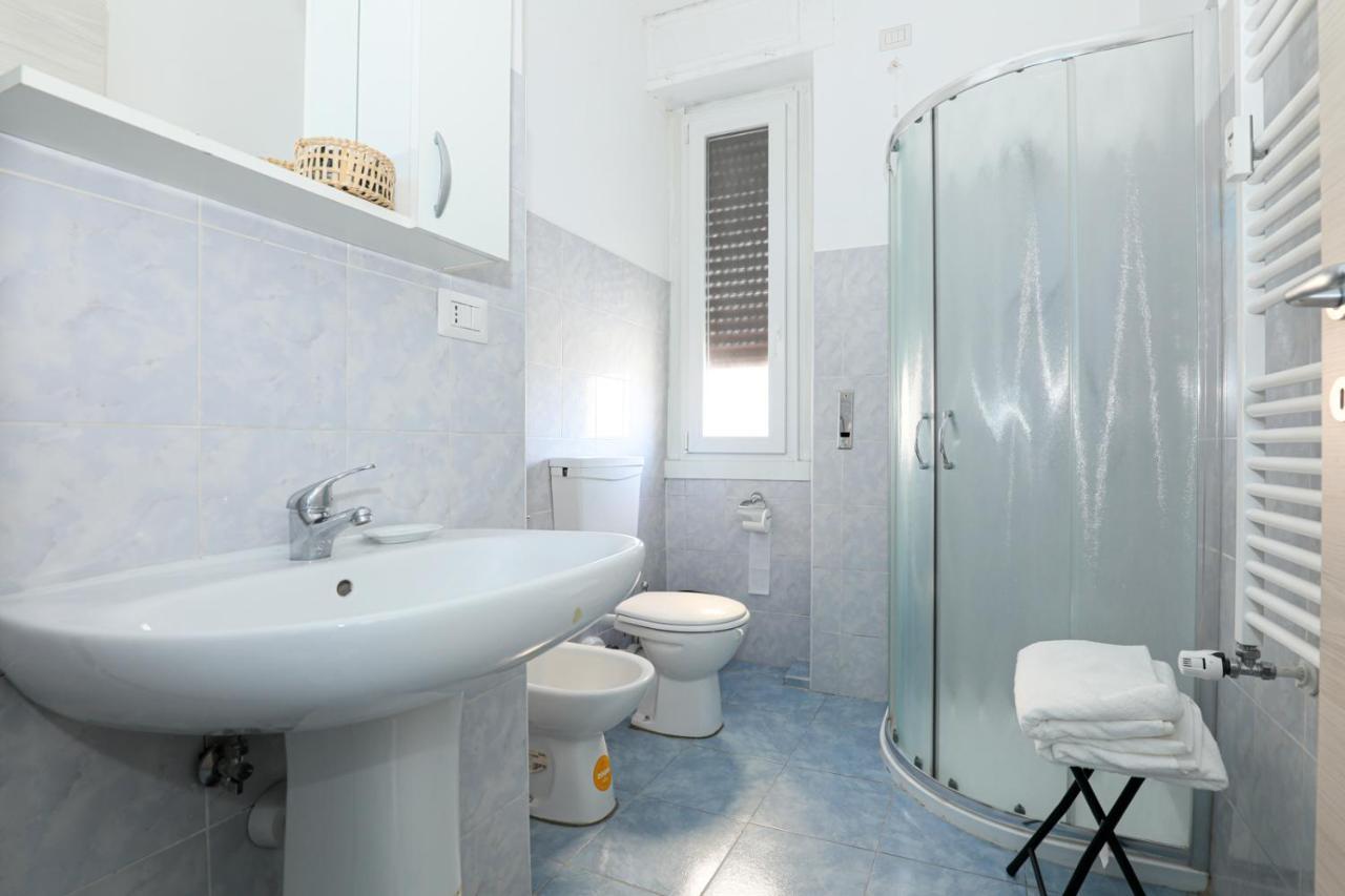 Affittacamere "San Martino Rooms" Genoa Exterior photo